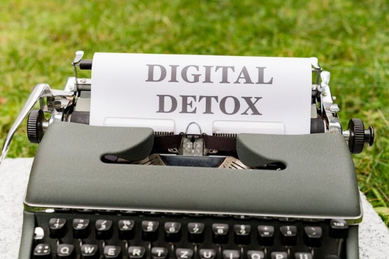 Digital Detox: How to Improve Focus and Productivity in California