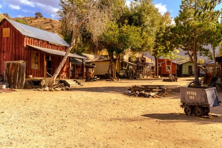 California's Hidden Element: Unearthing Uranium's Geological & Historical Footprint