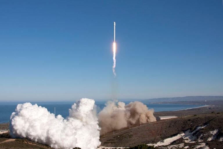 Witnessing the Power: NASA Rocket Launches & California's Space Travel Explained