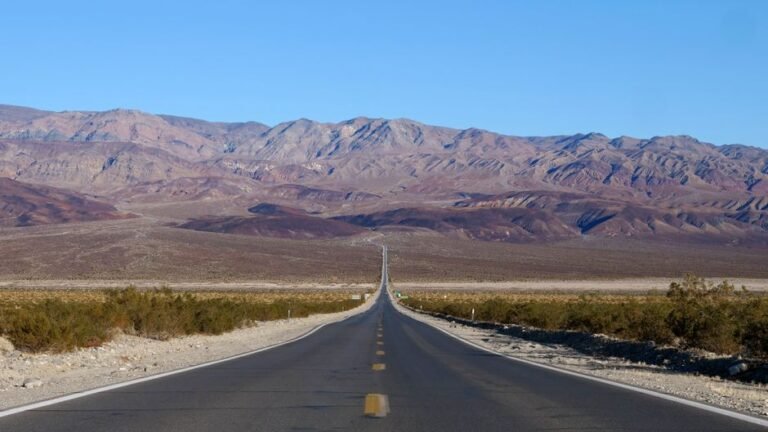 Your Ultimate Southern California Road Trip Guide: Essential Stops & Scenic Routes