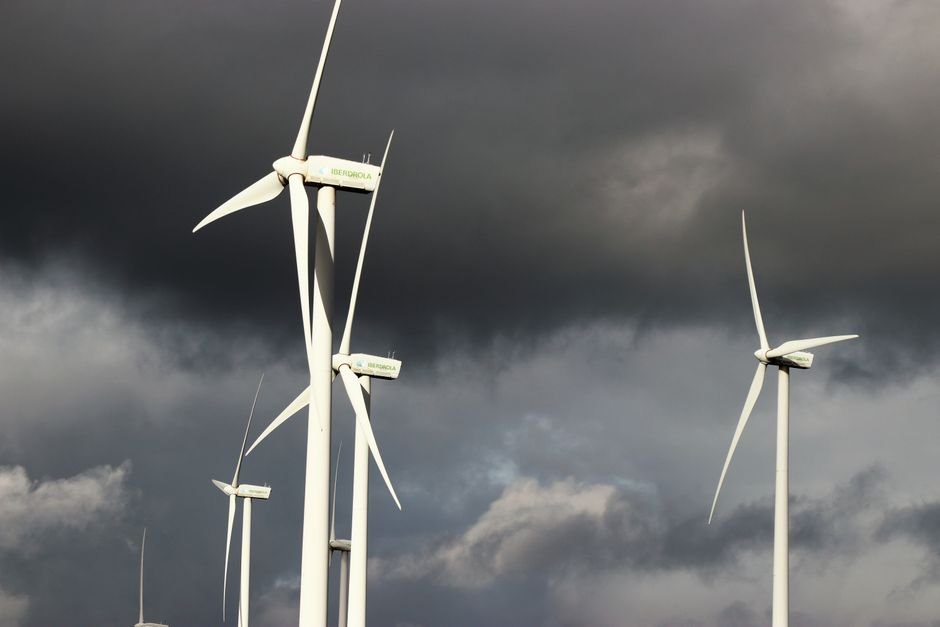 Flying Wind Turbines: The Future of Renewable Energy? A Deep Dive into Airborne Systems