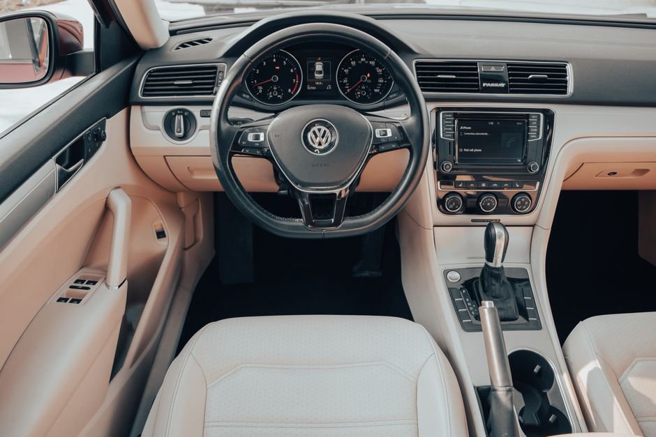 Volkswagen Passat B5: Engineering Ambition, Luxury Flaws, and Bugatti Connections